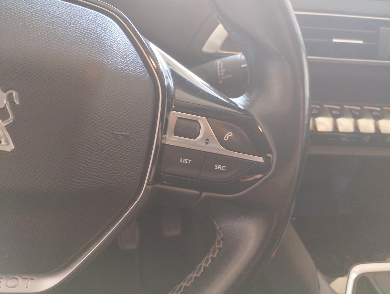 Peugeot 3008 BlueHDi 130 S&S Business