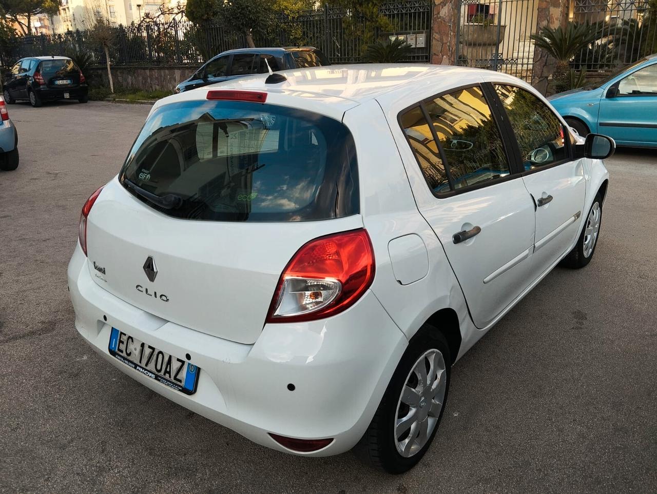 Renault Clio 1.2 16V 5P GPL DYNAMIQUE