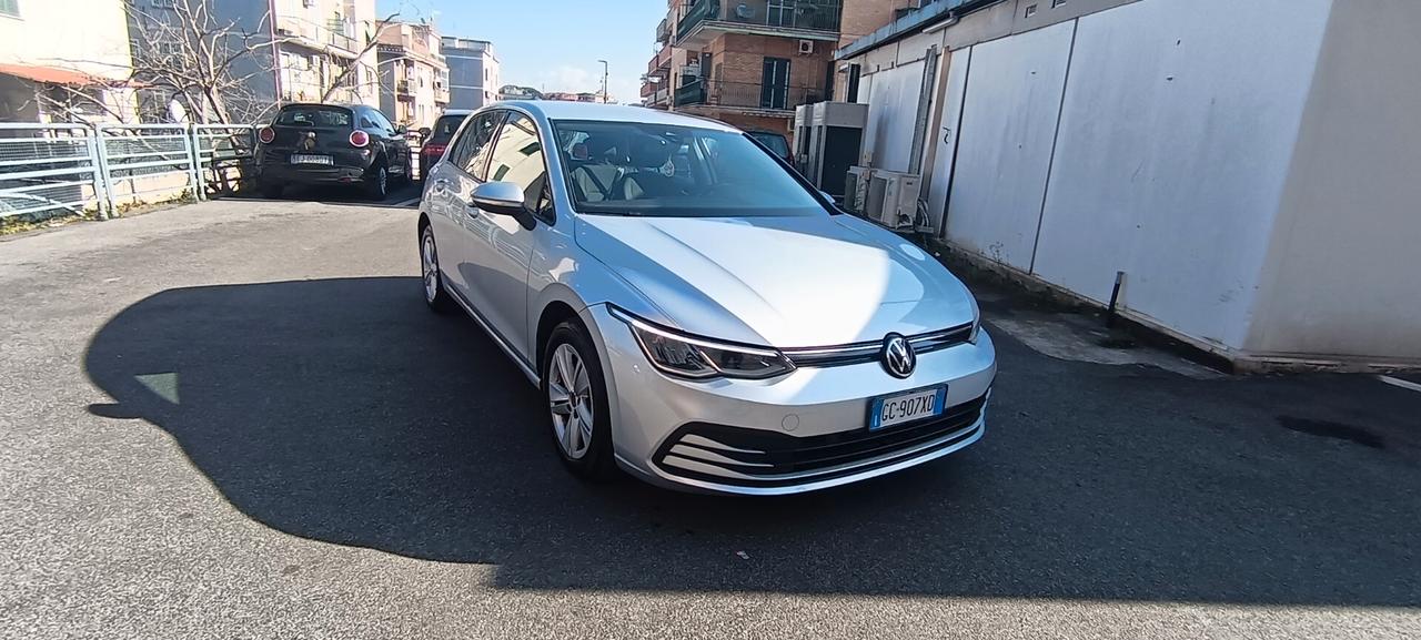 Volkswagen Golf 1.0 TSI EVO Life