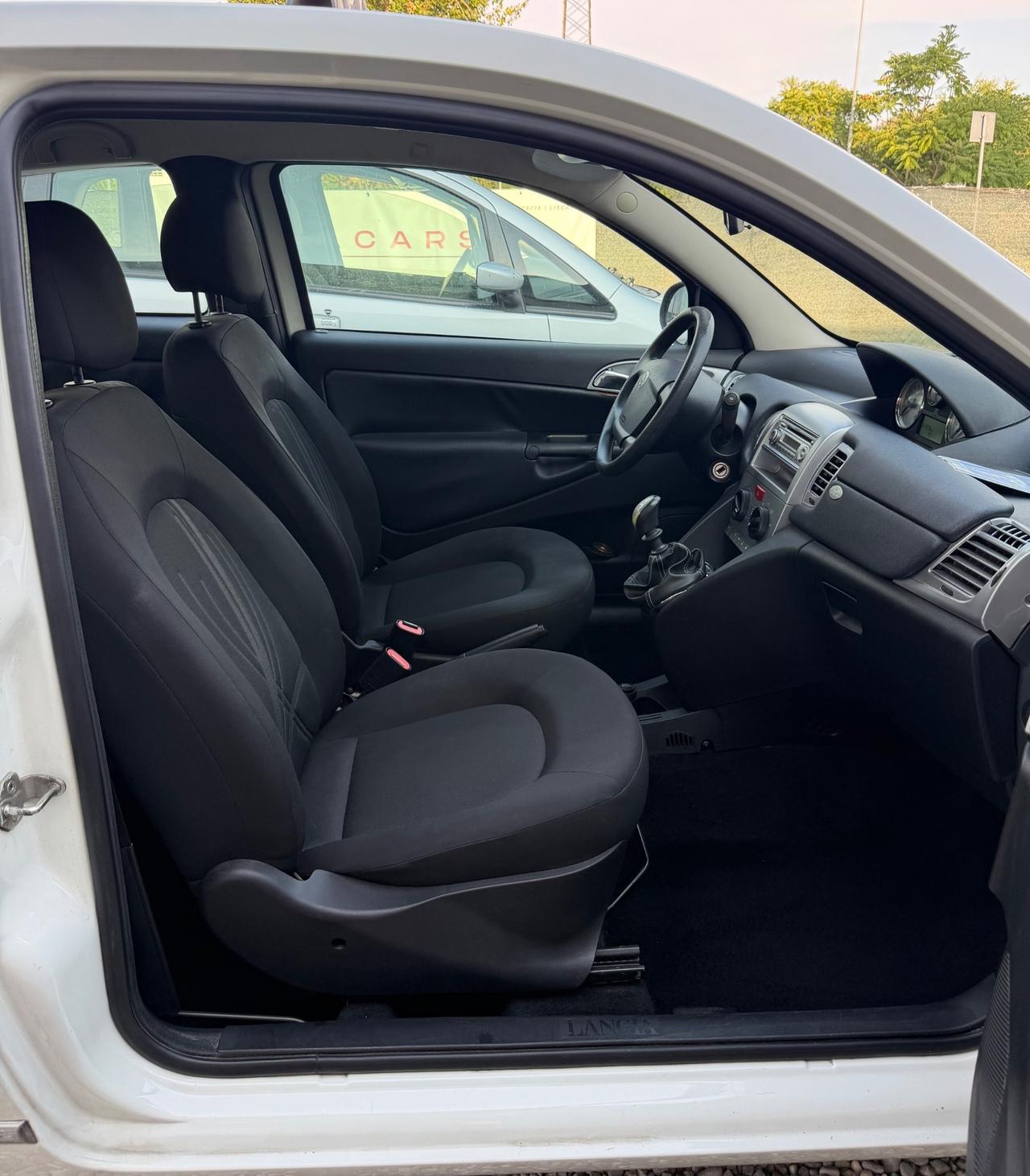 Lancia Ypsilon 1.4 GPL 2031- Neopatentati-Garanzia