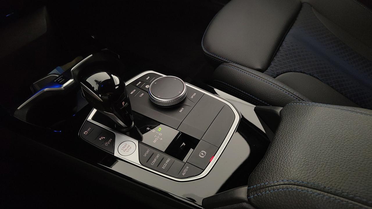 BMW Serie 1 F40 - 116d Msport auto