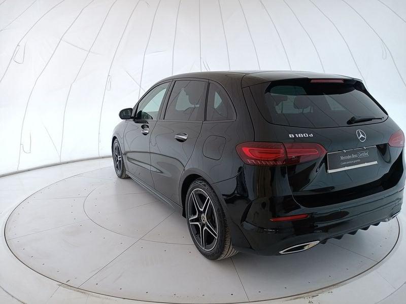 Mercedes-Benz Classe B - W247 2023 B 180 d AMG Line Advanced Plus auto