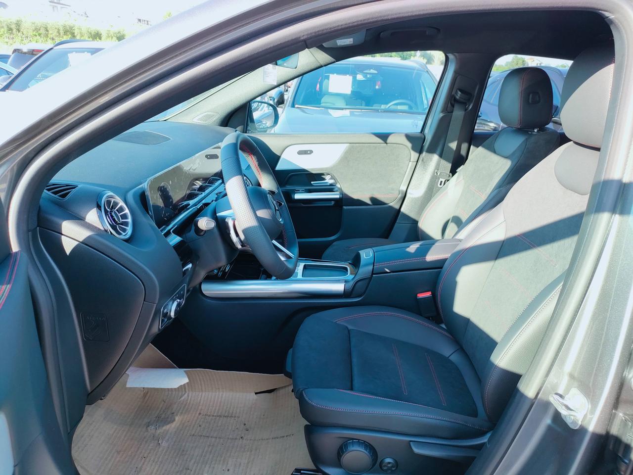 Mercedes-Benz GLA 180 d Automatic