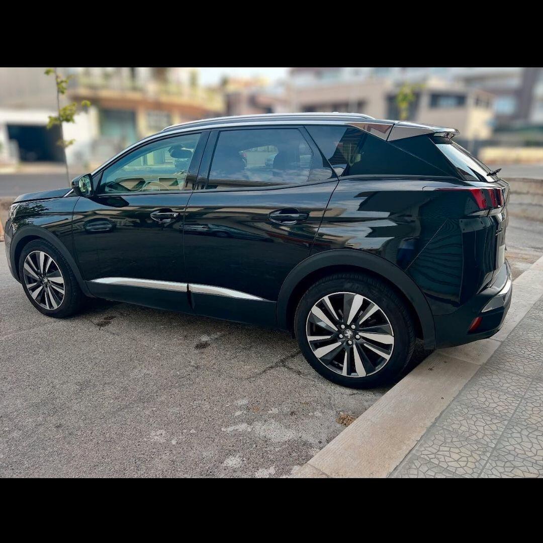 Peugeot 3008 BlueHDi 130cv **FULL**