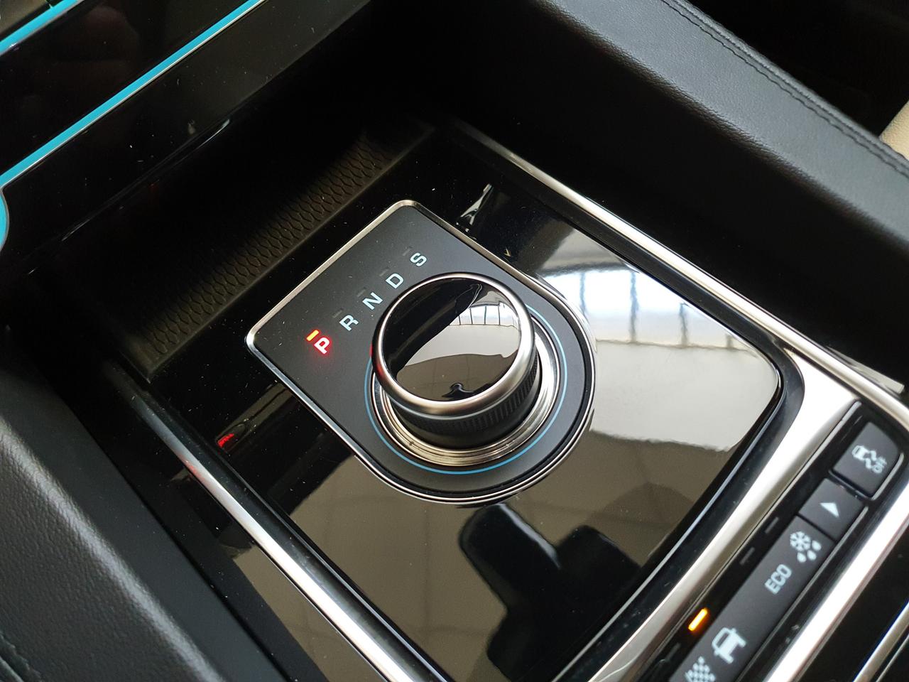 JAGUAR E-Pace (X540) - E-Pace 2.0D 240 CV AWD aut. R-Dynamic S