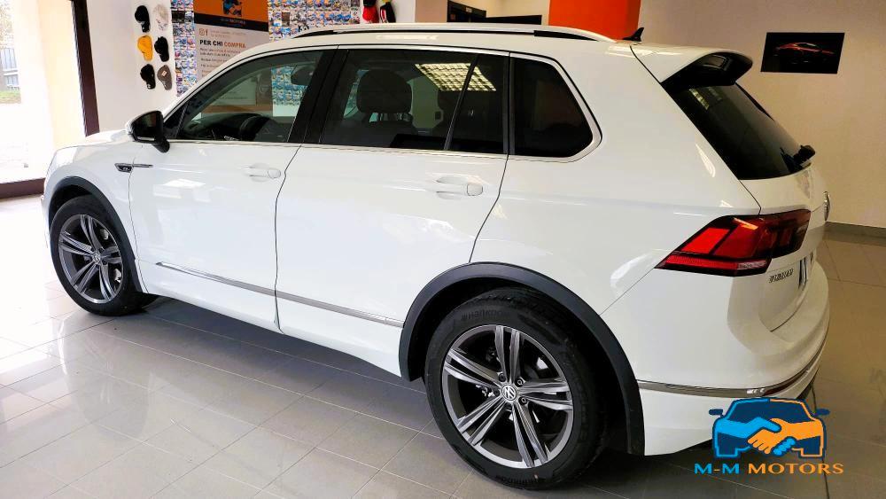 VOLKSWAGEN Tiguan 1.6 TDI SCR Sport BlueMotion Technology