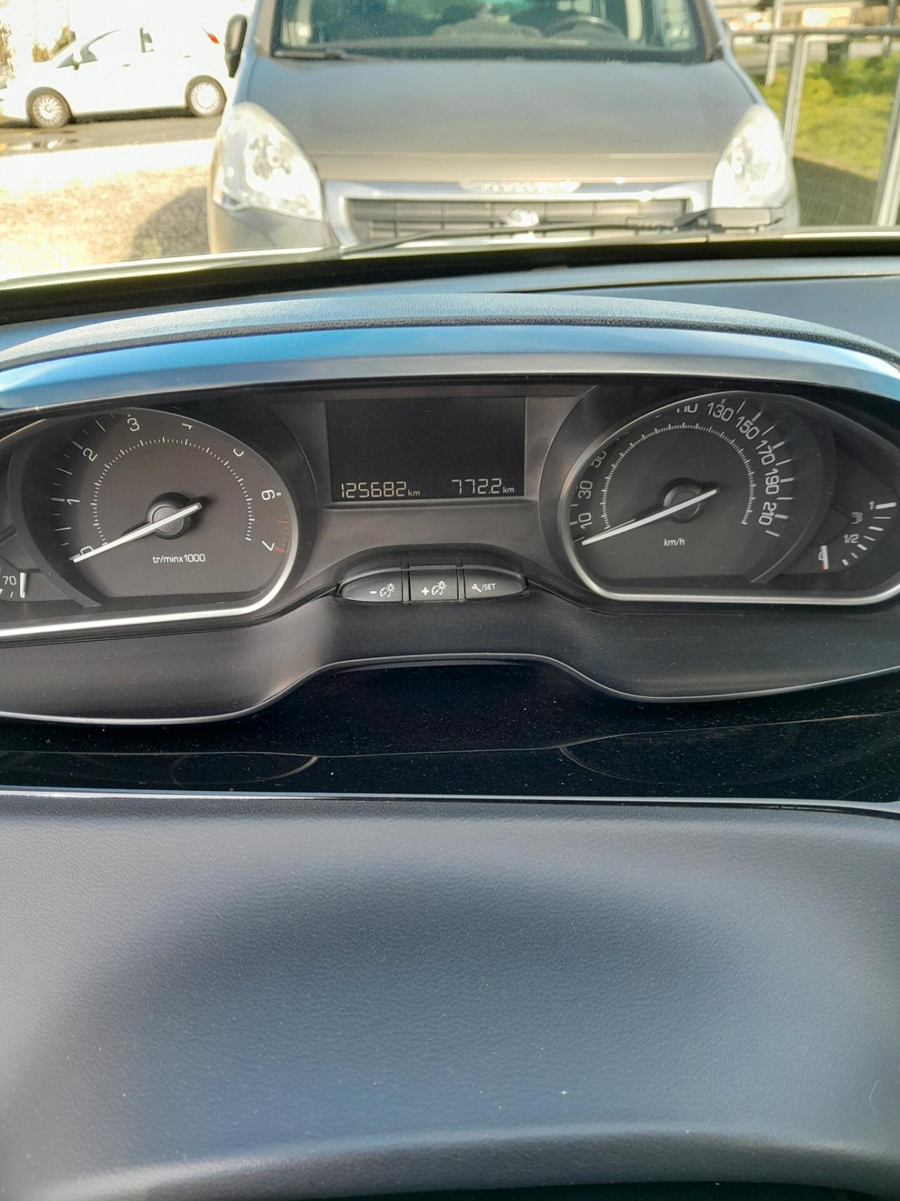 Peugeot 208 PureTech 68 5 porte Active