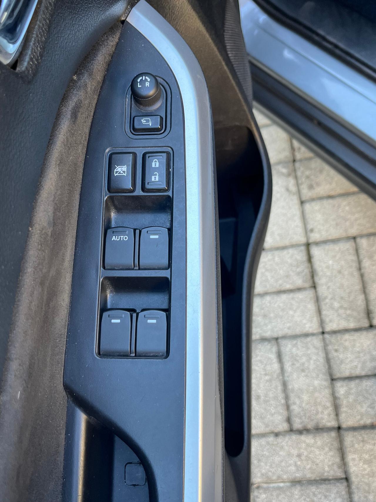 SUZUKI VITARA 1.6 DDiS 4WD ALLGRIP V-COOL