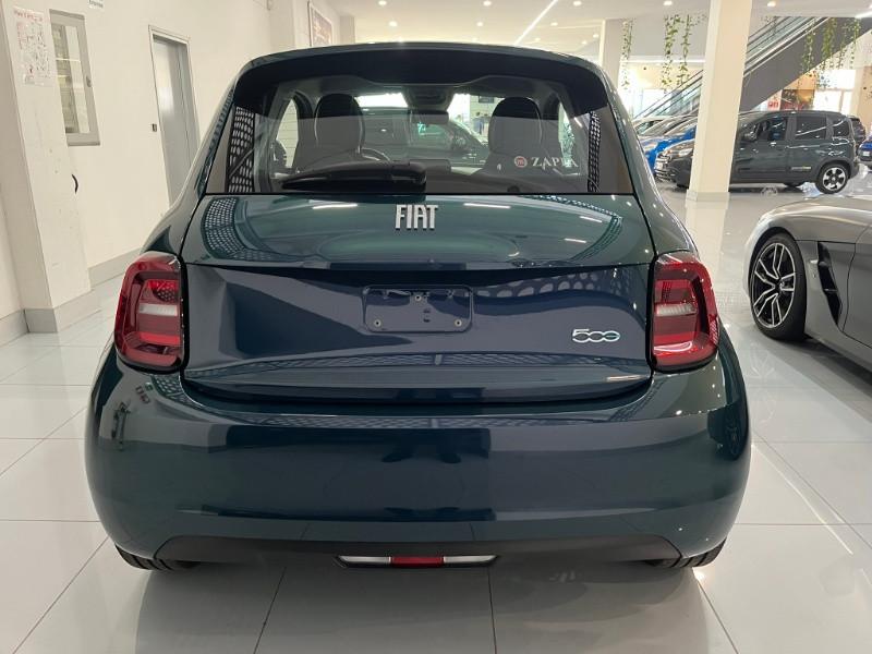 FIAT 500e Berlina 23,8 kWh Action