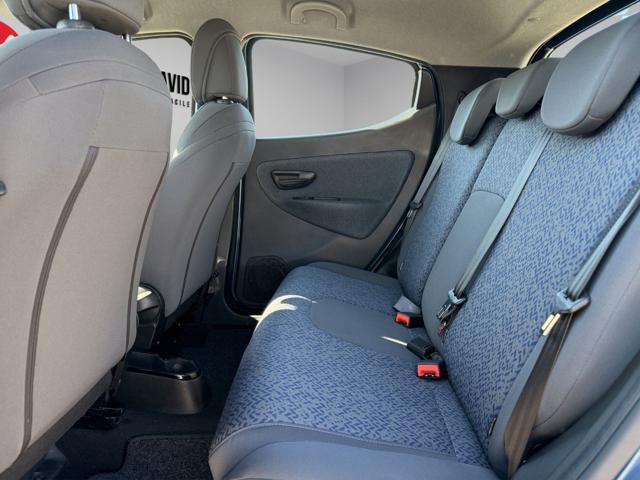 LANCIA Ypsilon 1.0 FireFly 5 porte S&S Hybrid Silver Plus