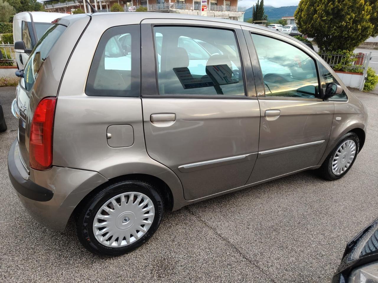 Lancia MUSA 1.3 Multijet 16V Argento