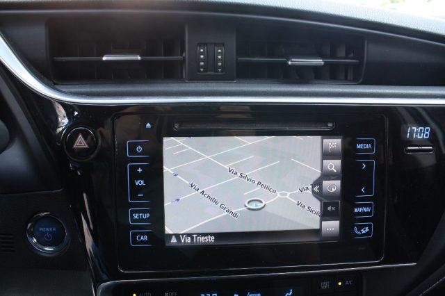 TOYOTA Auris Touring Sports 1.8 Hybrid Lounge