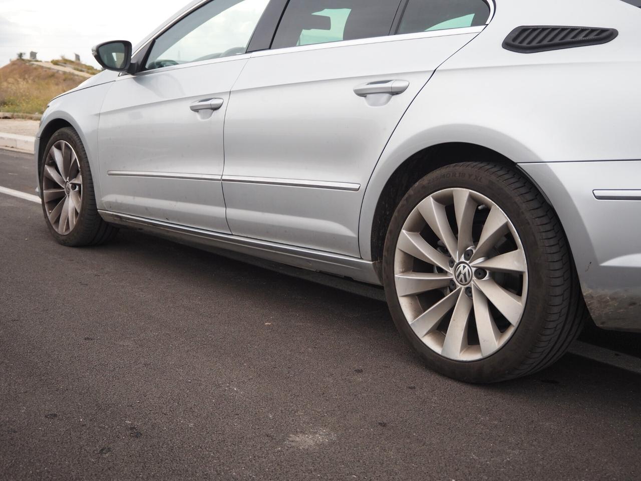Volkswagen Passat CC 2.0 TDI DPF DSG BlueM. Tech.