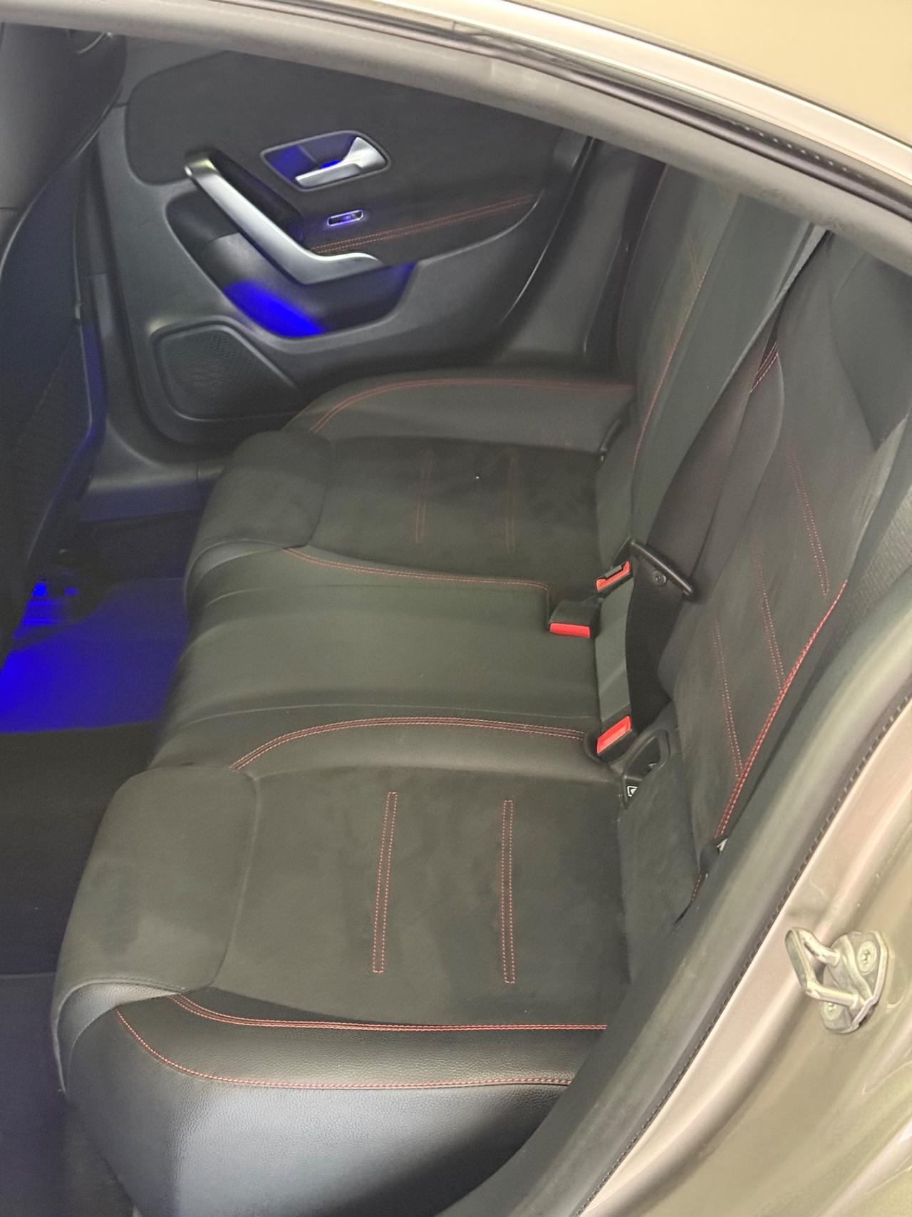 Mercedes-benz CLA 200 d Automatic Premium