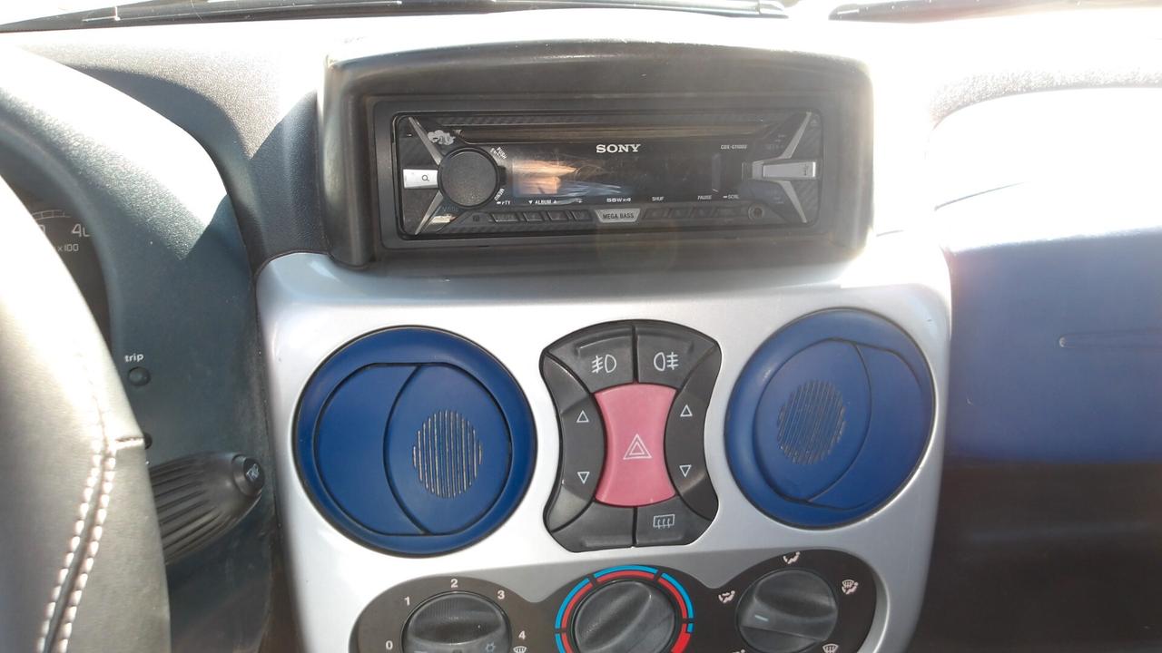 FIAT DOBLO' 1.3 MTJ-2004