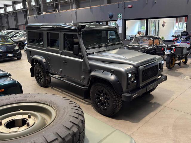 LAND ROVER Defender 110 2.5 Td5 cat S.W. SE