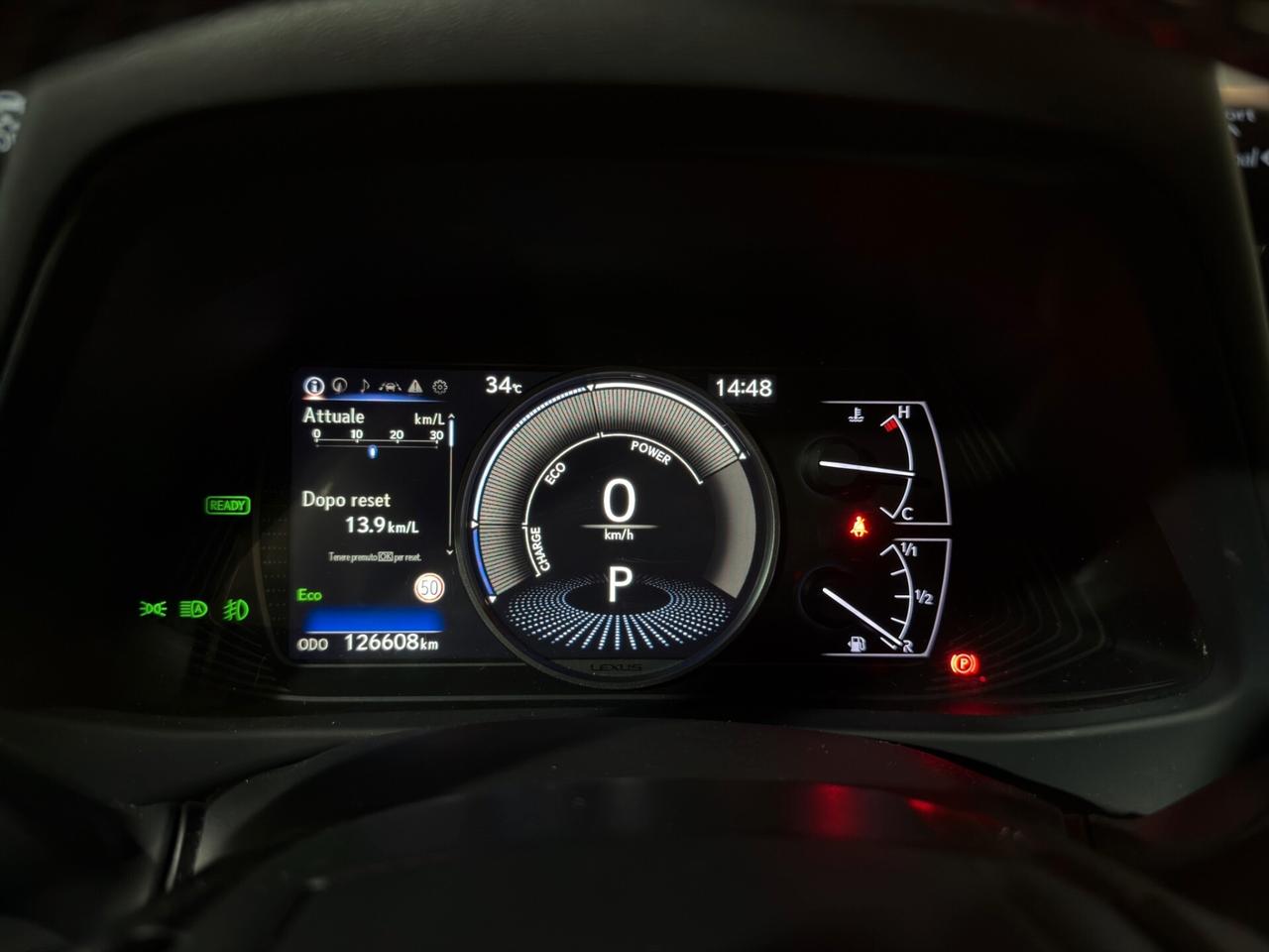 Lexus UX 250h 2.0 Luxury 4wd cvt 184cv
