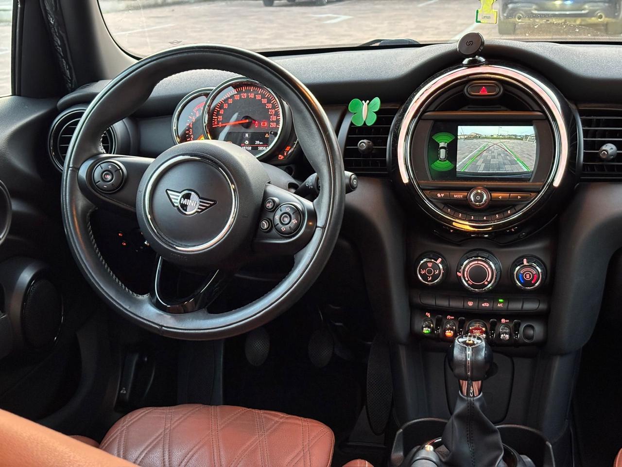 Mini 1.5 One Baker Street 48.768 km!