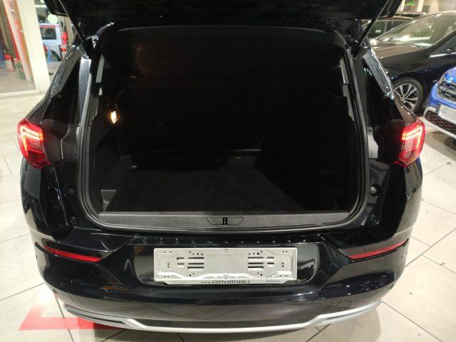 OPEL Grandland 1.5 diesel Ecotec aut. BUSINESS ELEGANCE