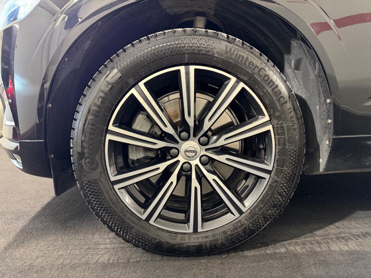 Volvo XC 60 XC60 B4 (d) AWD Geartronic Inscription FULL OPTIONAL, SEDILI IN PELLE CON REGOLAZIONE ELETTRICA CON MEMORIA, CRUISE ADATTIVO, CLIMA TRI-ZONA , PORTELLONE ELETTRICO, APPLE CARPLAY, FARI FULL LED AUTOMATICI E MOLTO ALTRO