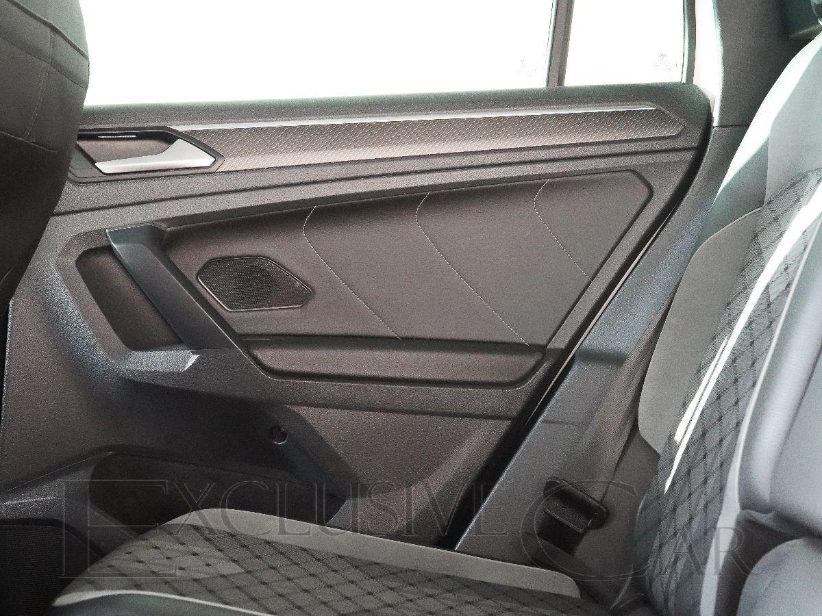 VOLKSWAGEN - Tiguan - 2.0 TDI 150CV R-Line