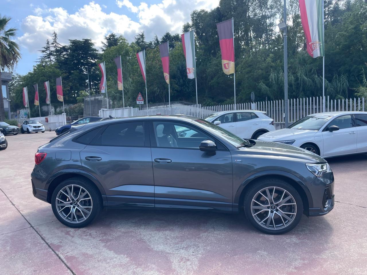 Audi Q3 SPB 35 TFSI S line edition
