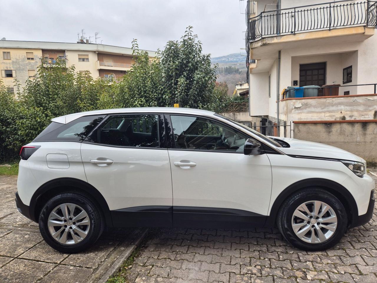 Peugeot 3008 BlueHDi 130 S&S