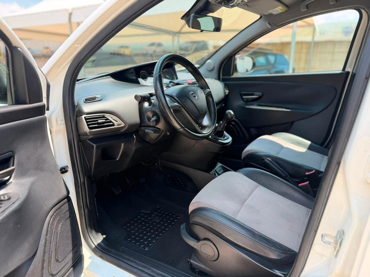 Lancia Ypsilon 1.3 MJT 16V 95 CV 5 porte S&S Platinum
