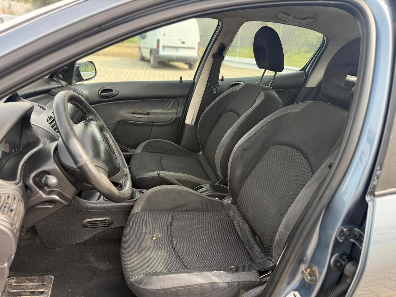 Peugeot 206 1.4 HDi 68CV *Ok Neopatentati