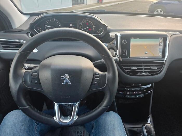 Peugeot 208 1.2 VTi 82 CV 5 porte Allure