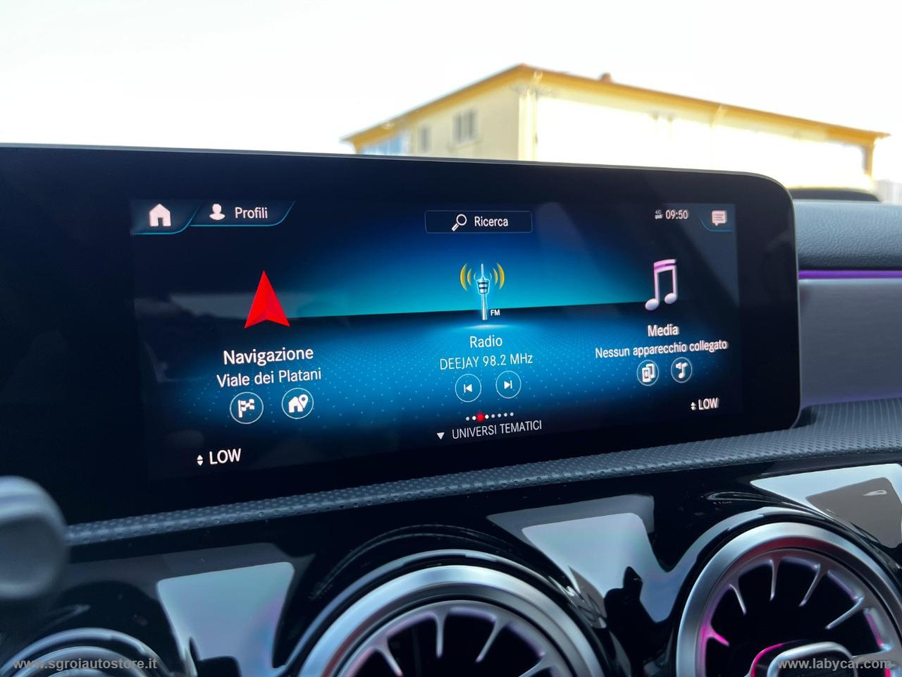 MERCEDES-BENZ A 180 d Automatic Premium