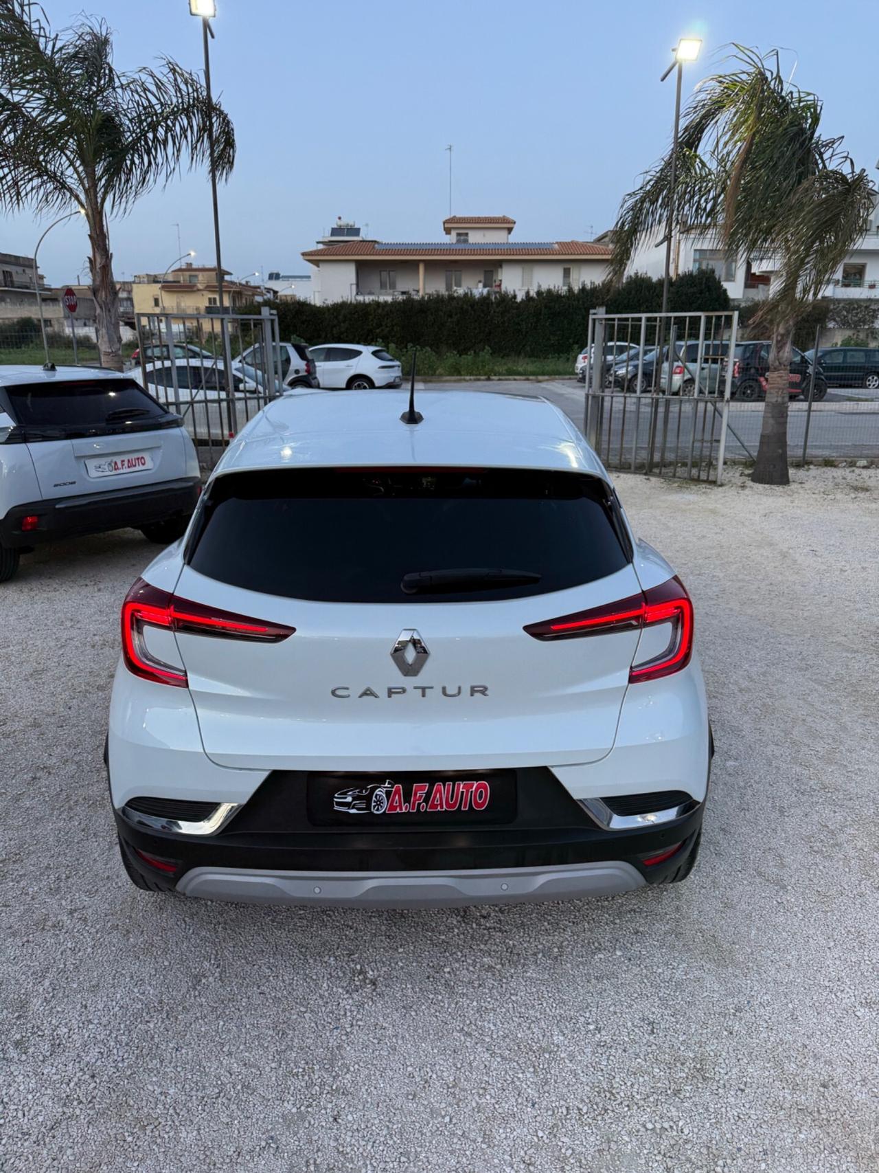 Renault Captur TCe 90 CV Intens