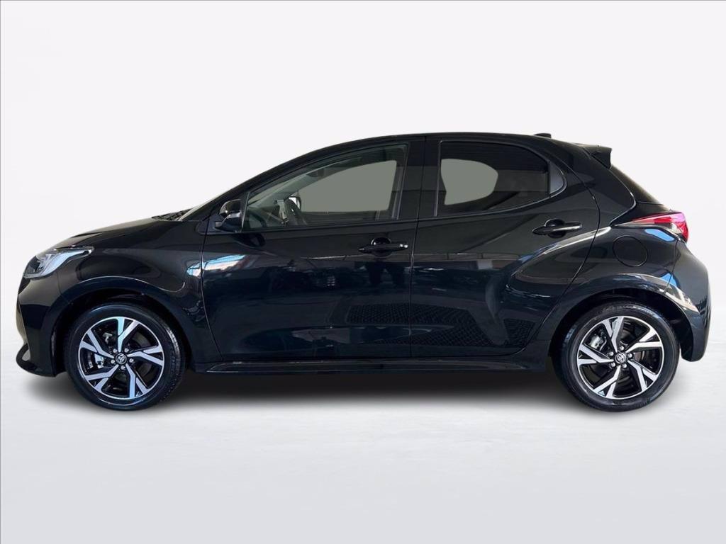 TOYOTA Yaris 1.5h Trend del 2025