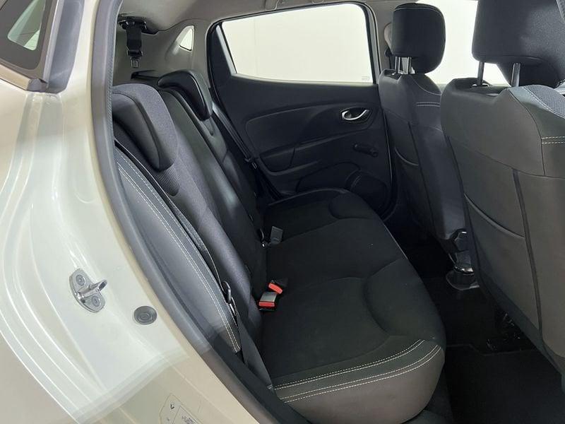 Renault Clio Clio 1.2 16v Business 75cv