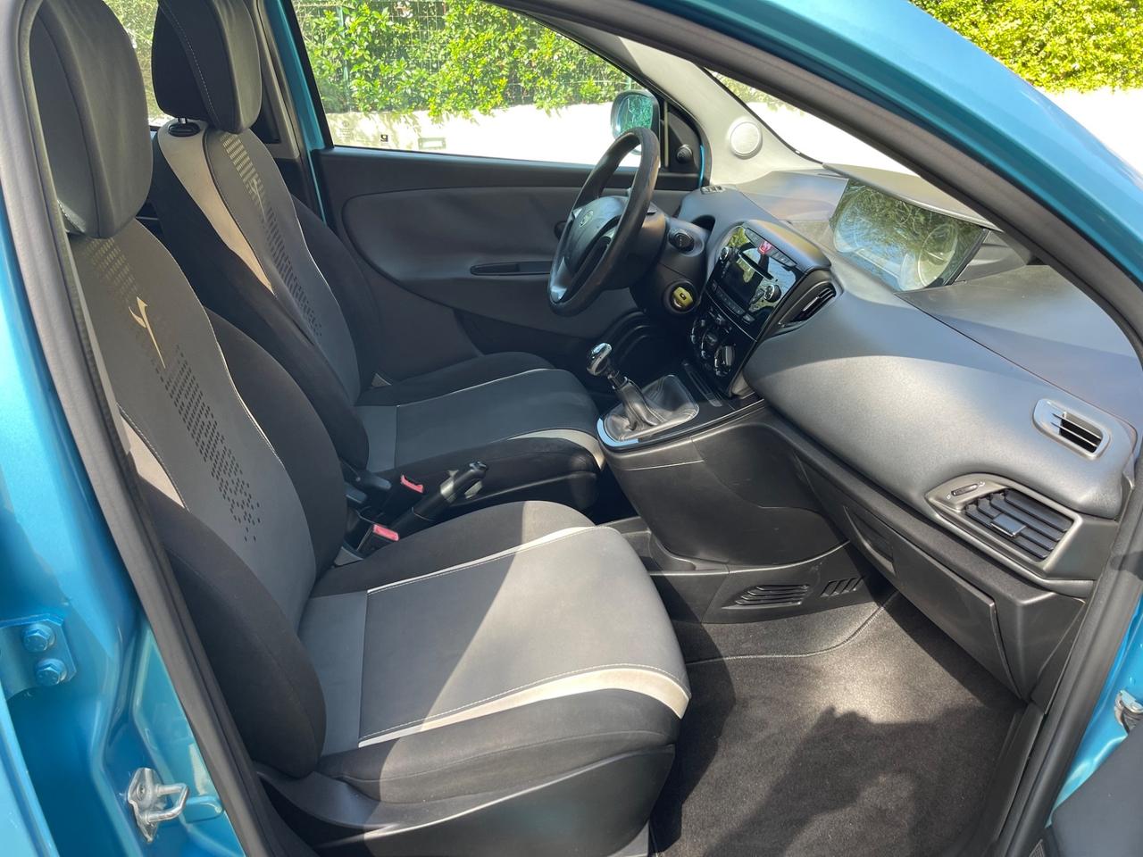 Lancia Ypsilon 1.3 MJT 16V 95 CV 5 porte S&S Elefantino