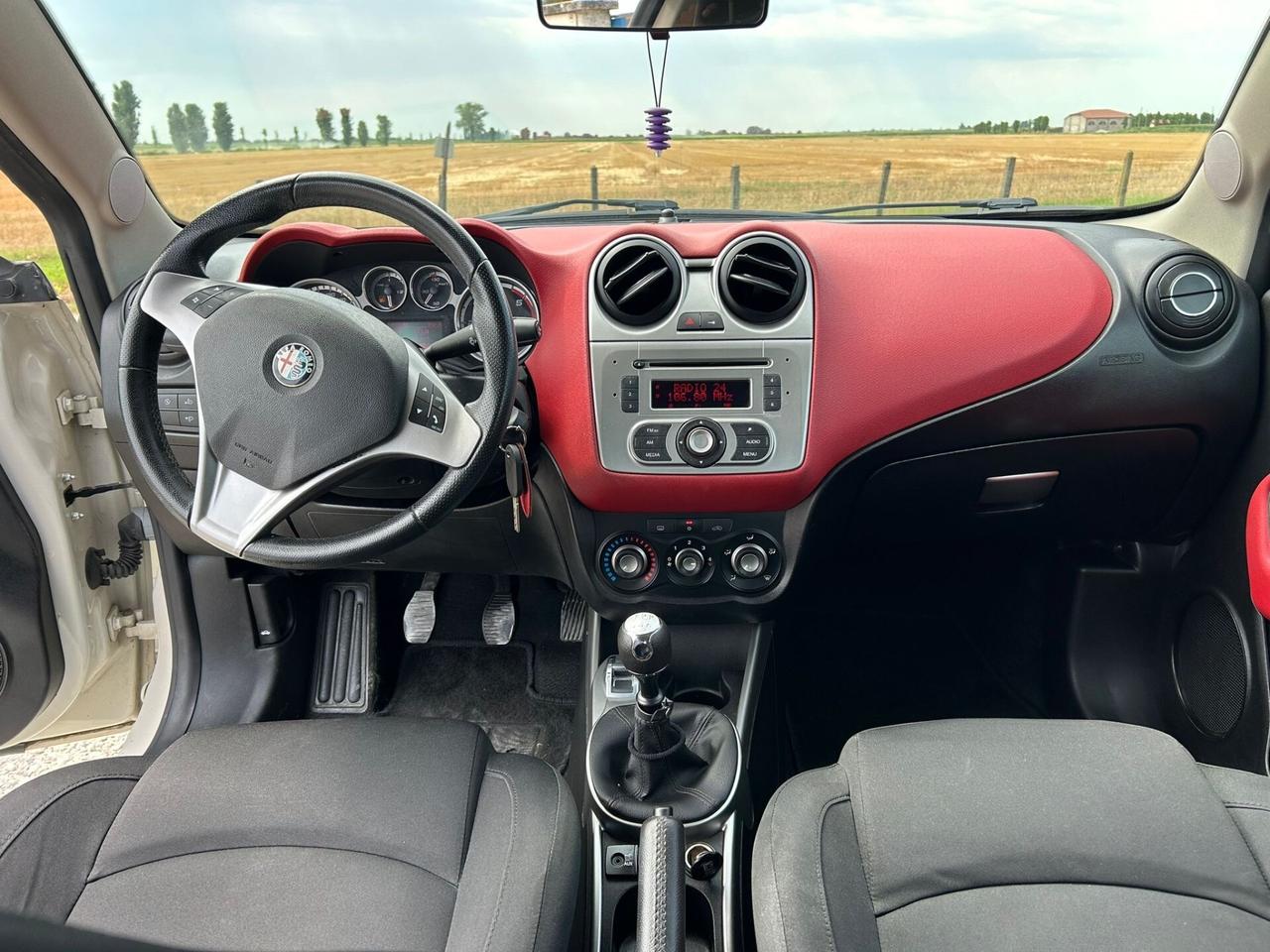 Alfa Romeo MiTo 1.3 JTDm-2 95 CV S&S Distinctive Sport Pack