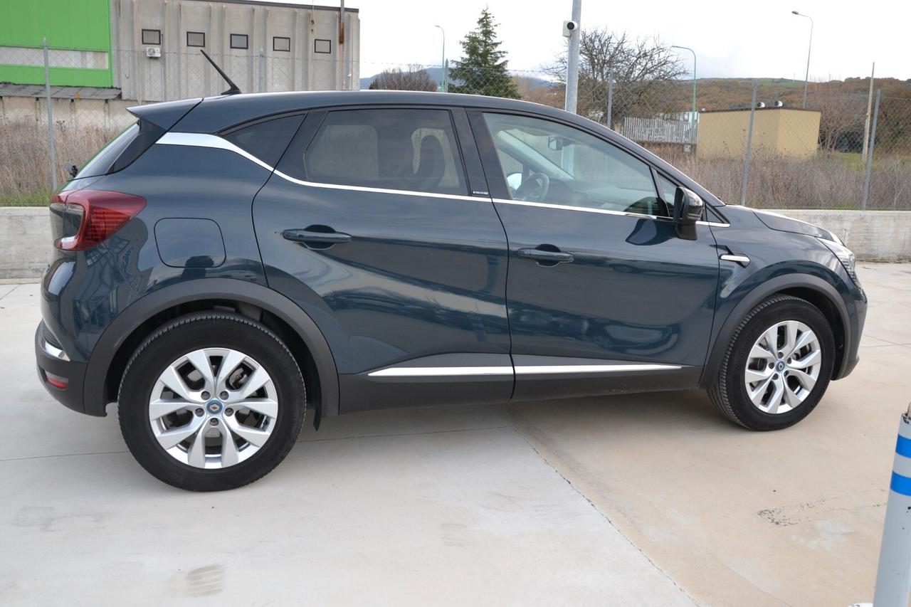 Renault Captur Mild Hybrid 140 CV Intens