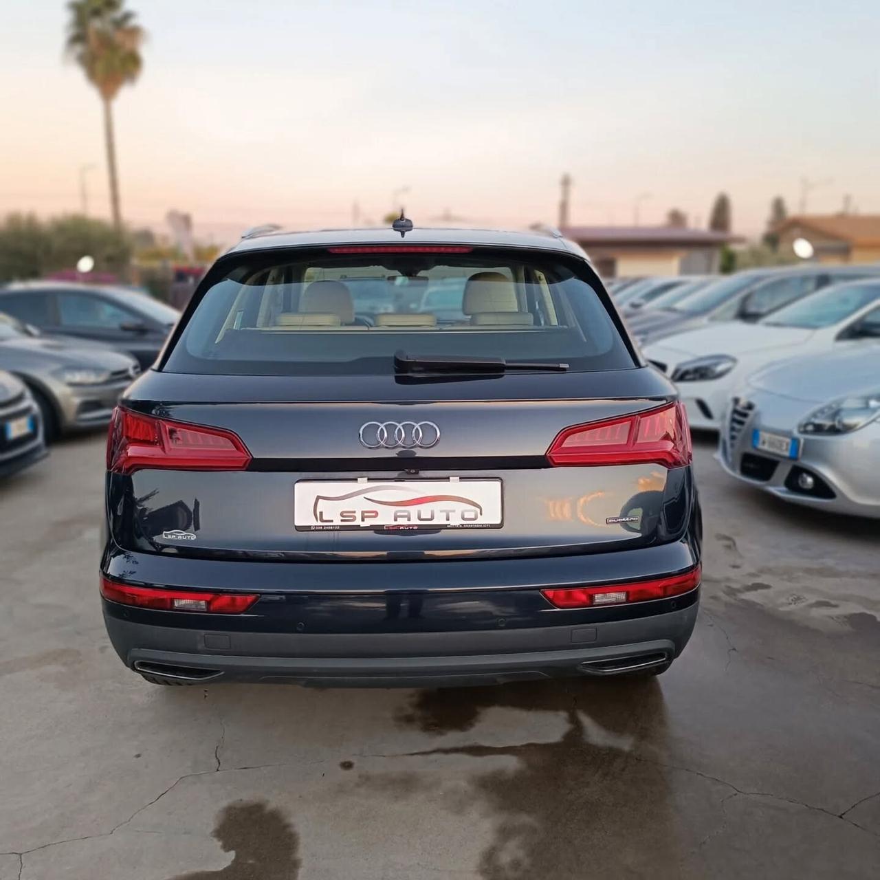 Audi Q5 2.0 TDI quattro S tronic Business Sport