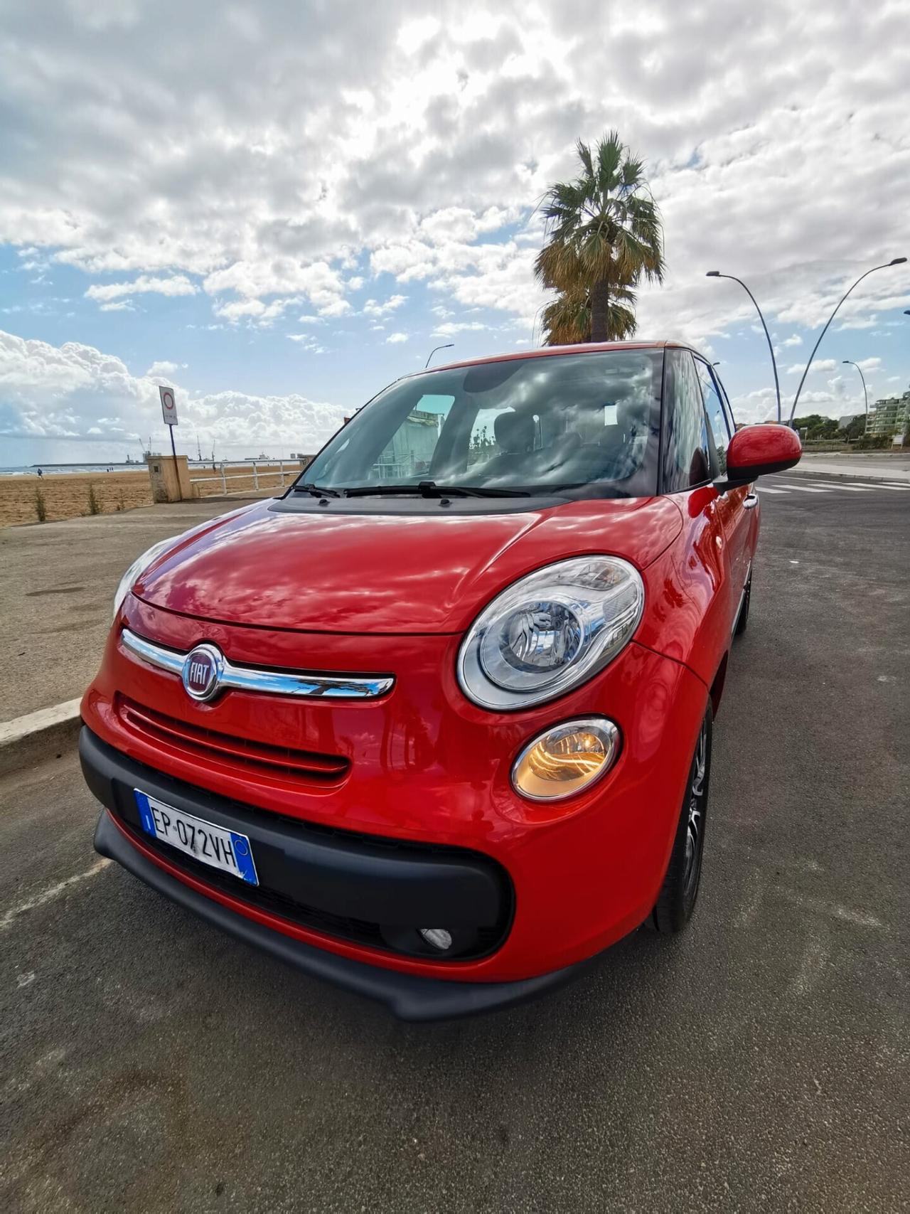 Fiat 500L 1.3 MJT 85CV Lounge TETTO PANOR.