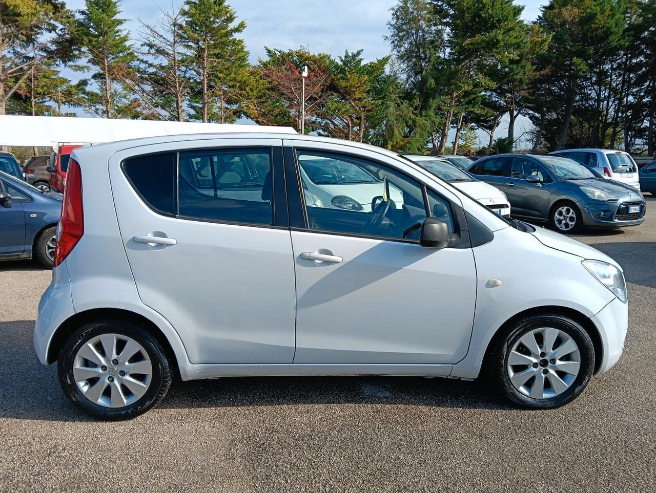 Opel Agila 1.2 Enjoy GPL c/automatico