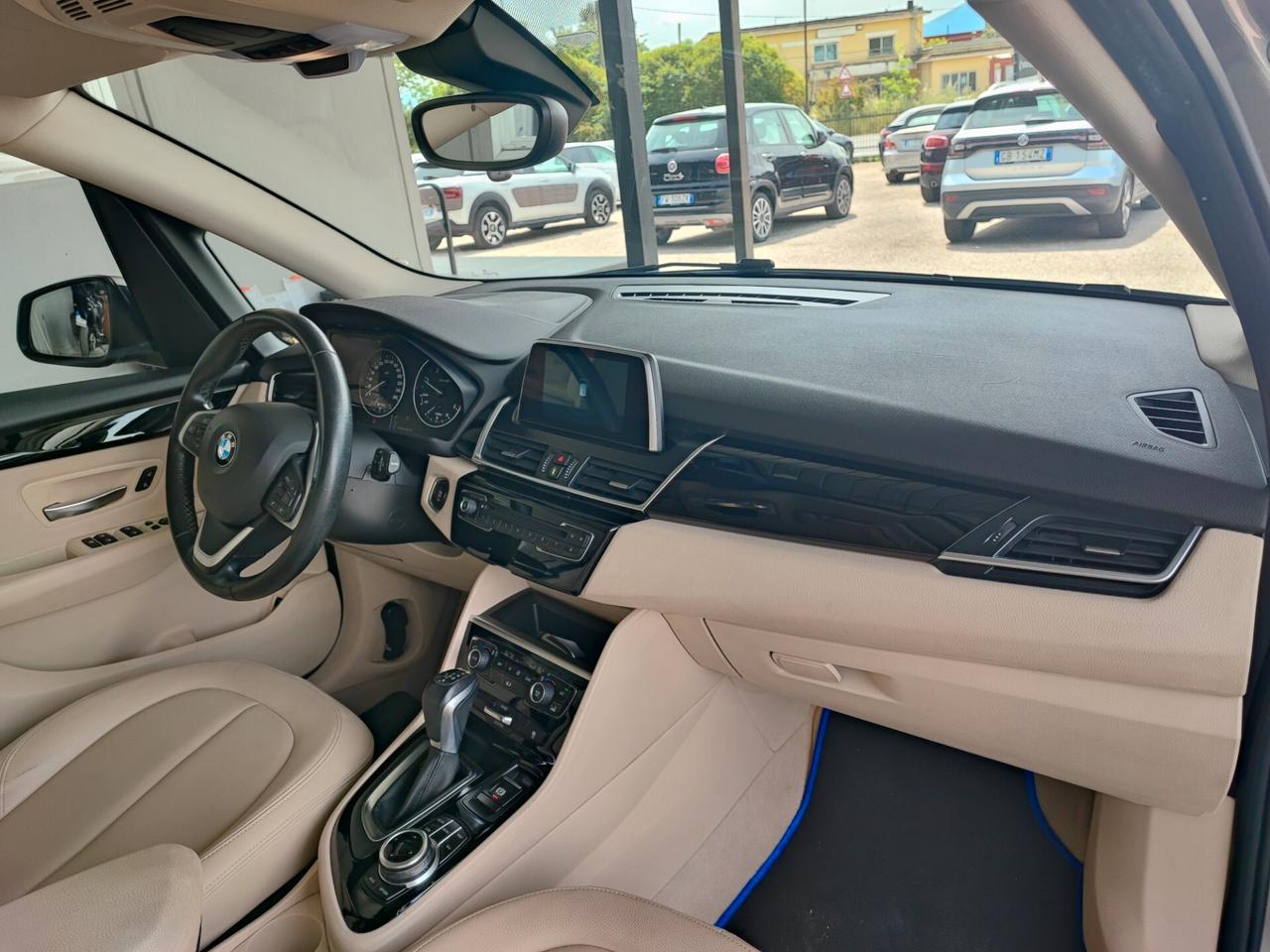 Bmw 2er Active Tourer 218d Sport