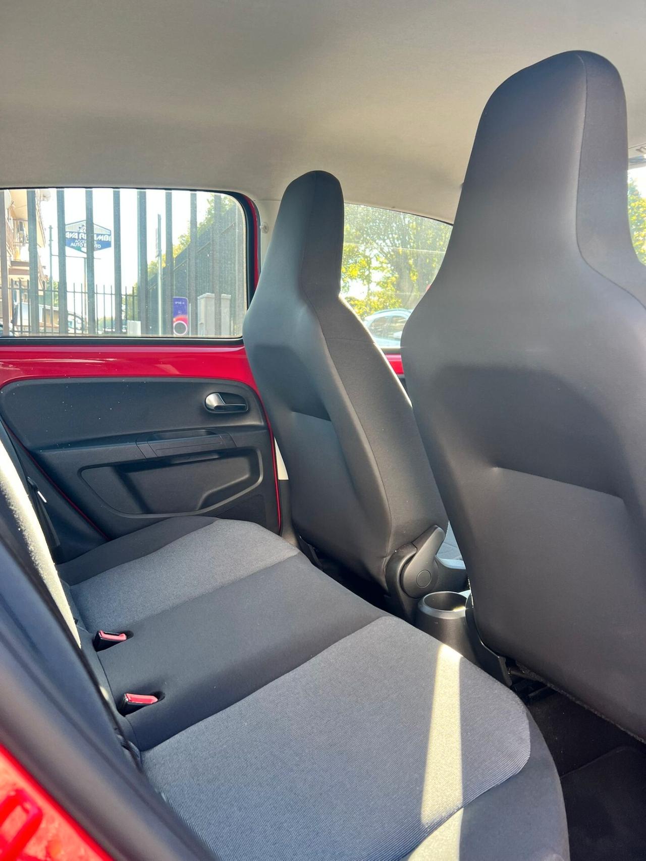 Volkswagen up! 1.0 75 CV 5p. move