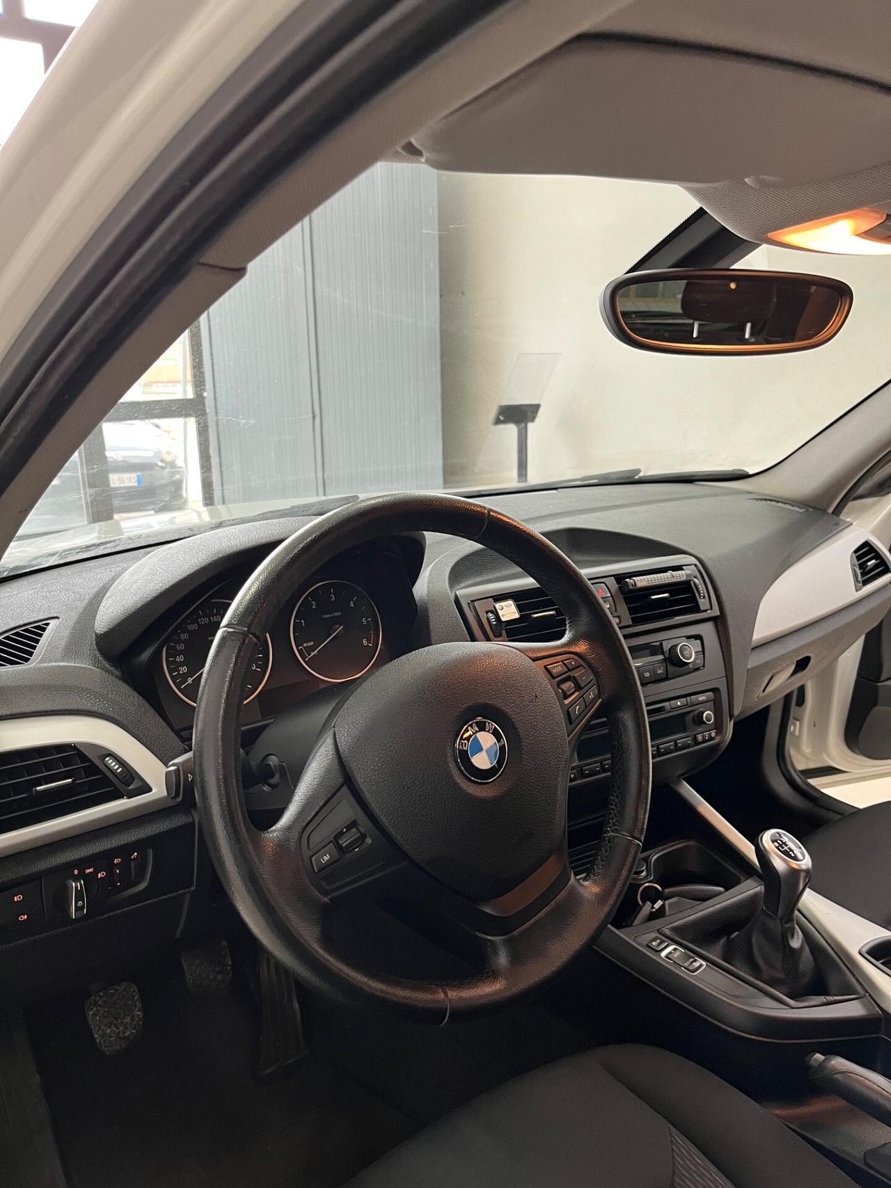 Bmw 118 118d 5p. Sport