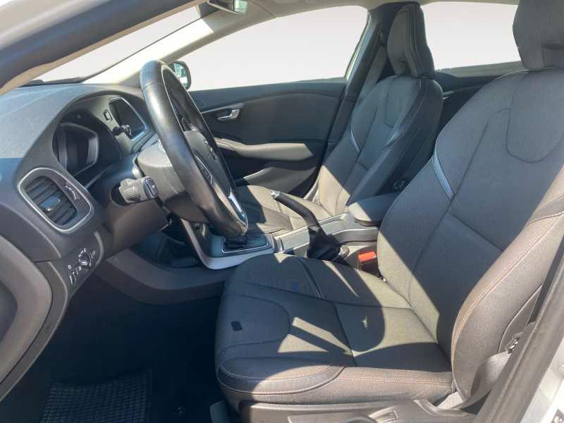 VOLVO V40 Cross Country 2.0 d2 BuS. PLuS GearTr.