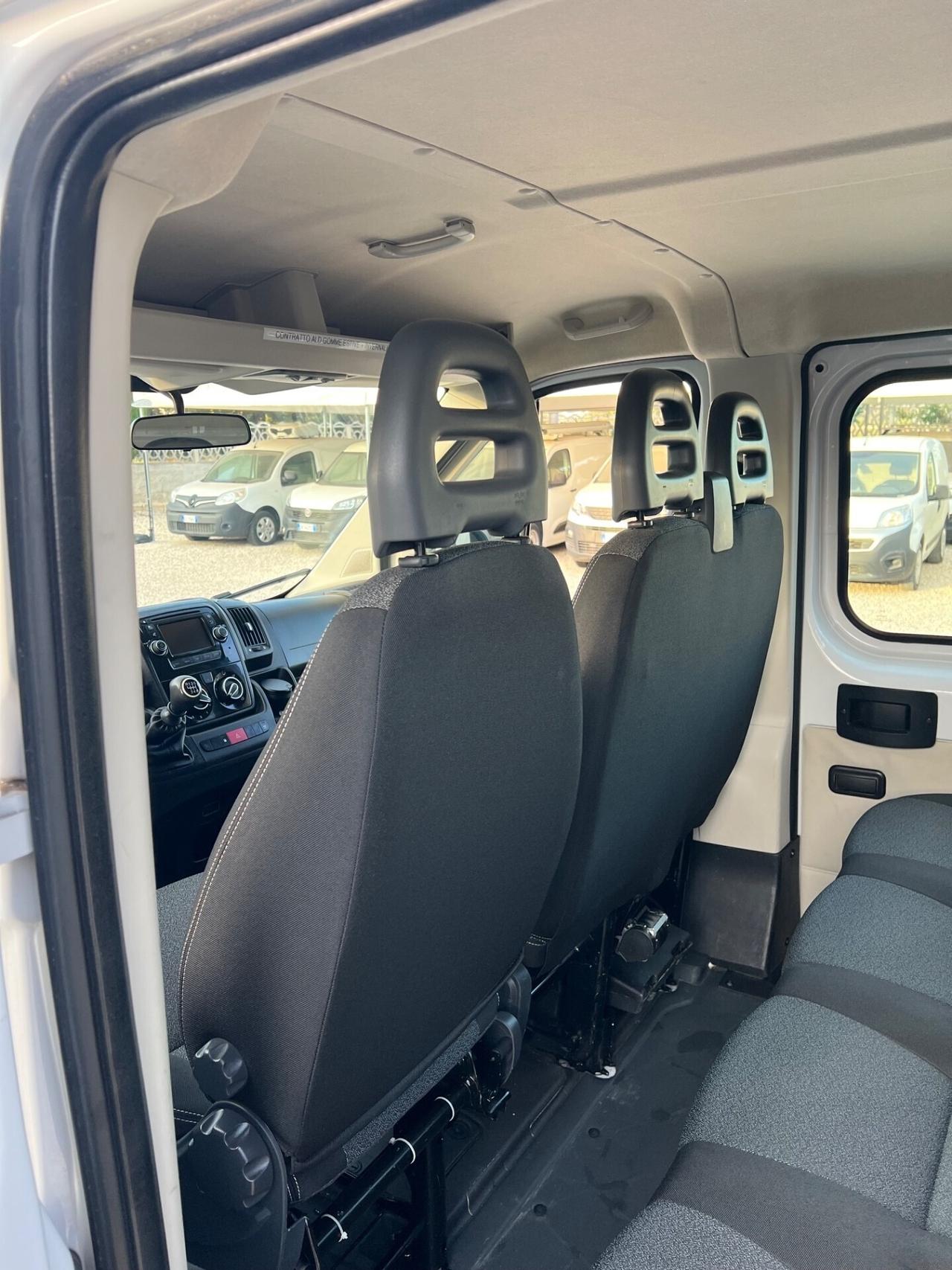Fiat Ducato con Gru doppia cabina 7 posti