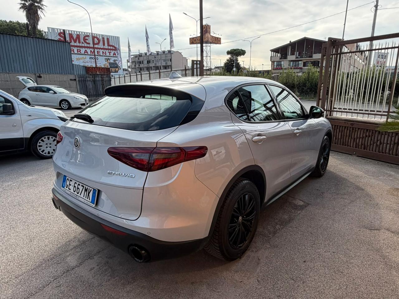 Alfa Romeo Stelvio 2.2 Turbodiesel 160 CV AT8 RWD Rosso Edizione