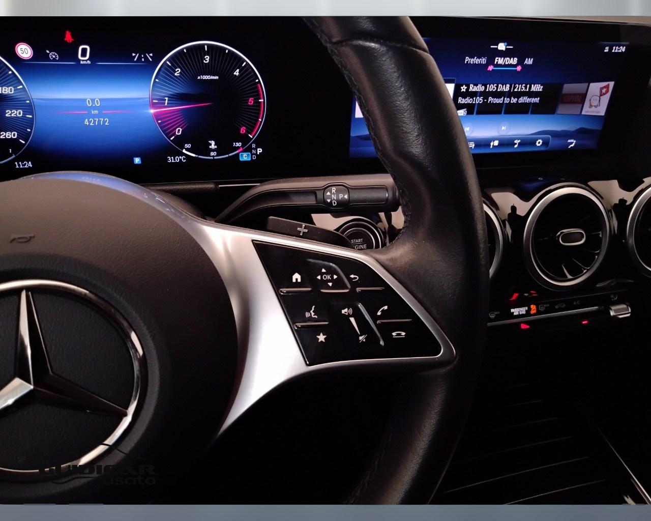 Mercedes-Benz GLA-H247 2023 - GLA 180 d Progressive Advanced auto