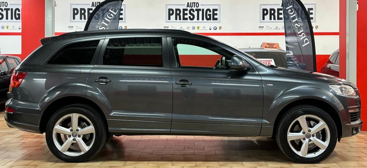 Audi Q7 3.0 V6 TDI 240 CV quattro tiptronic S-Line Plus con gancio di traino