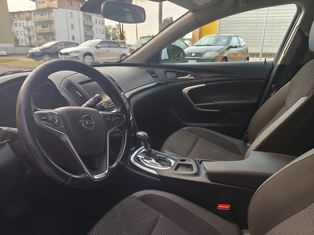 Opel Insignia 1.6 CDTI euro 6b Sports Tourer automatic