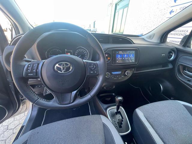 TOYOTA Yaris 1.5 Hybrid 5 porte Y20 Bitone